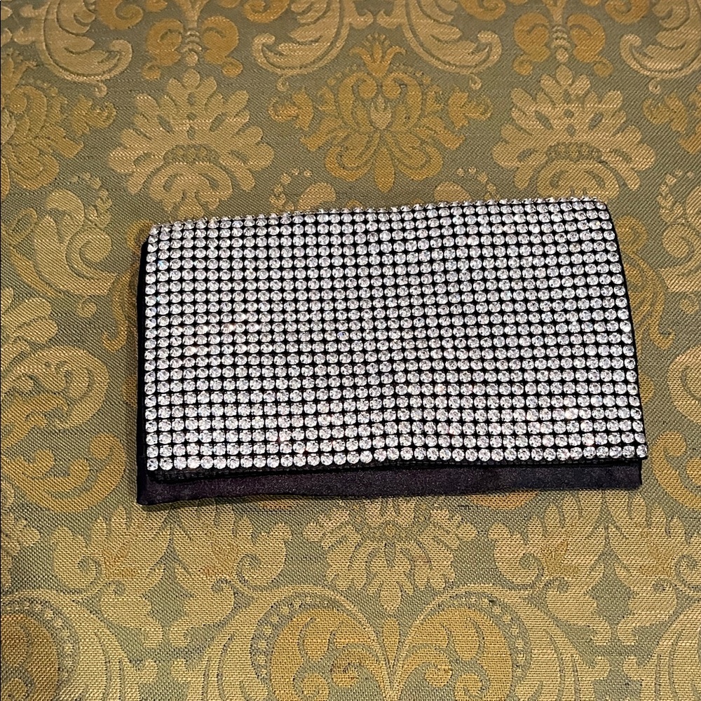 Elegant Rhinestone Clutch